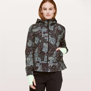 LULULEMON Pack It Up Jacket